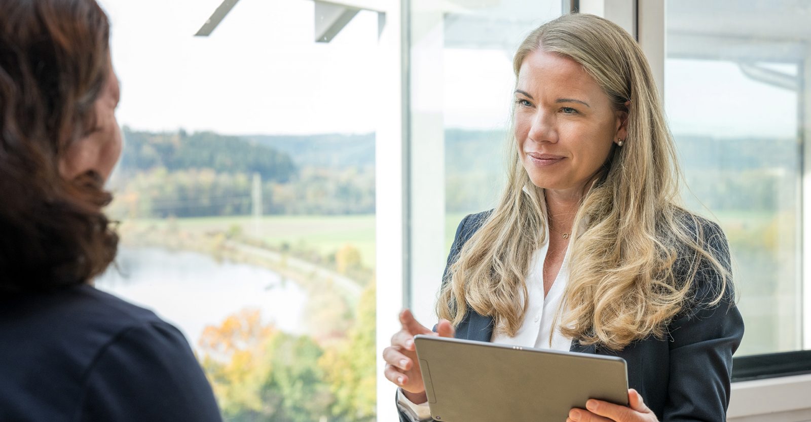 Julia Bielefeld Berater & Coach Hutner AG